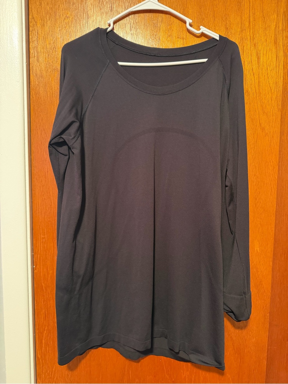 Women’s lululemon Swiftly long sleeve